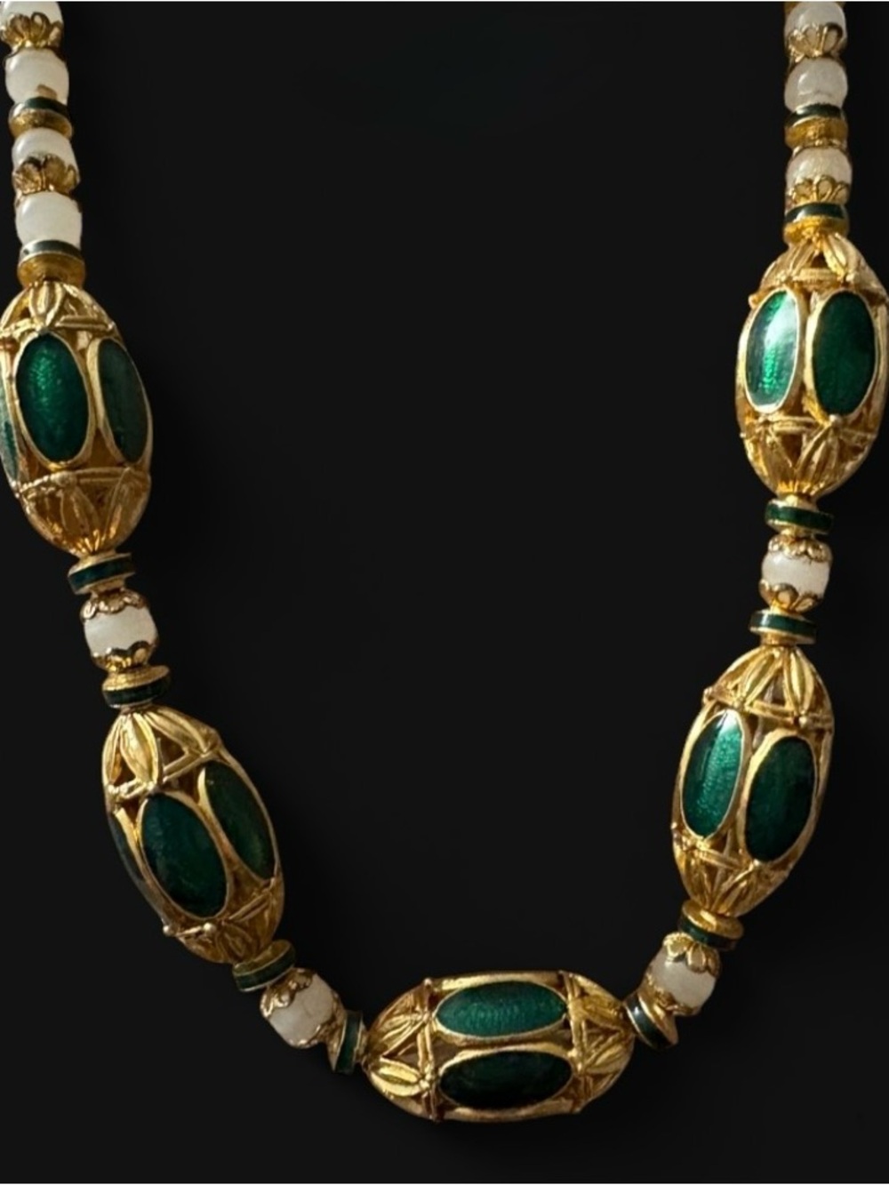 Vintage ORENA PARIS Signed Gold & Emerald Green Cabochon Necklace French Couture - Picture 5 of 7